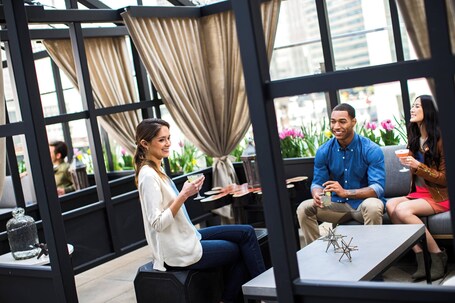 Renaissance Chicago Downtown Hotel - Image 75