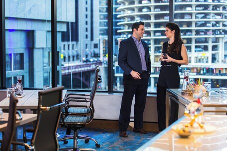 Renaissance Chicago Downtown Hotel - Image 90