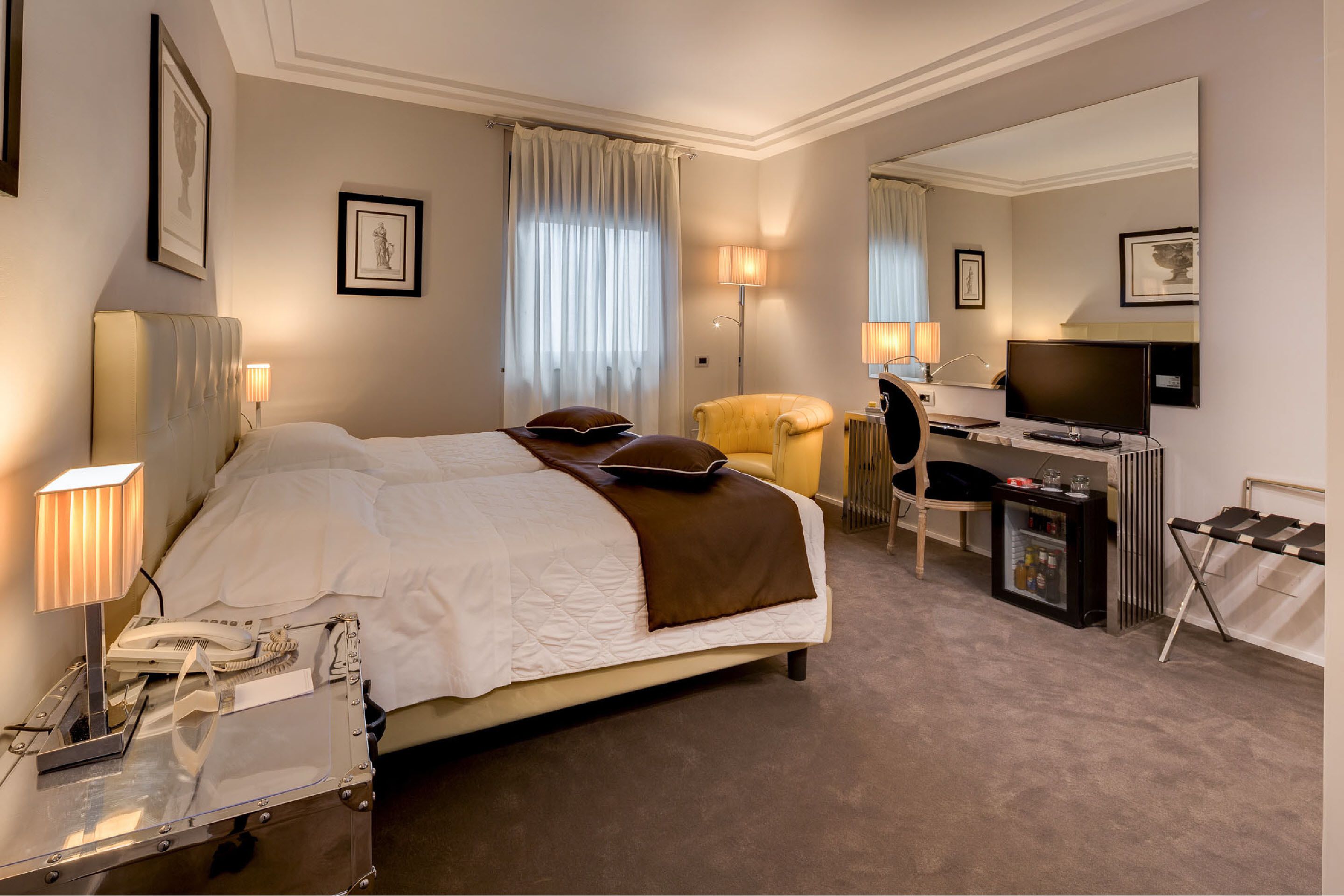 Chambre classique double ou avec lits jumeaux