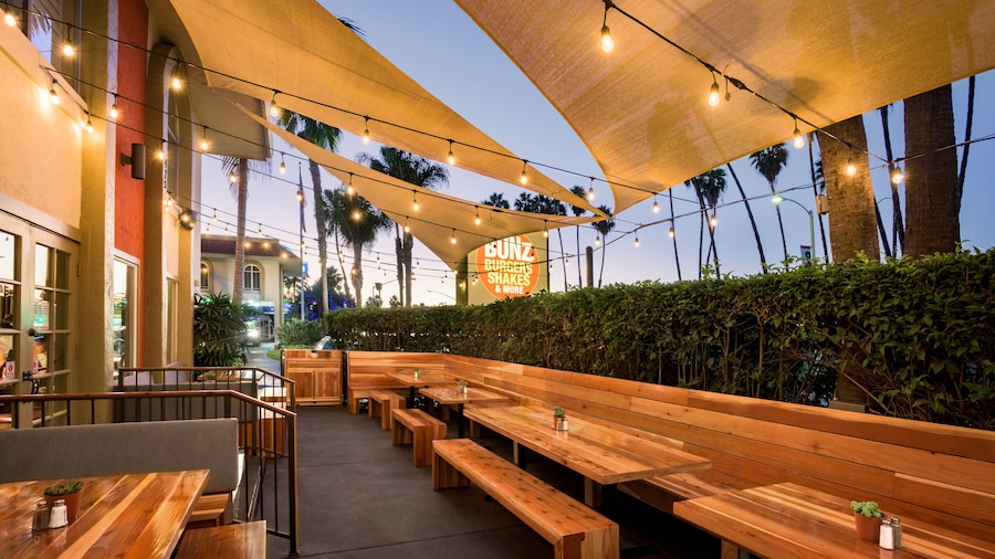 Days Inn by Wyndham San Diego Hotel Circle