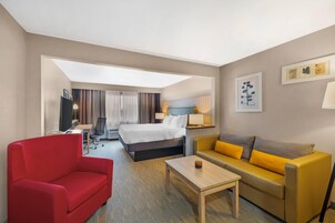 Decoración personalizada, muebles diferentes y escritorio 