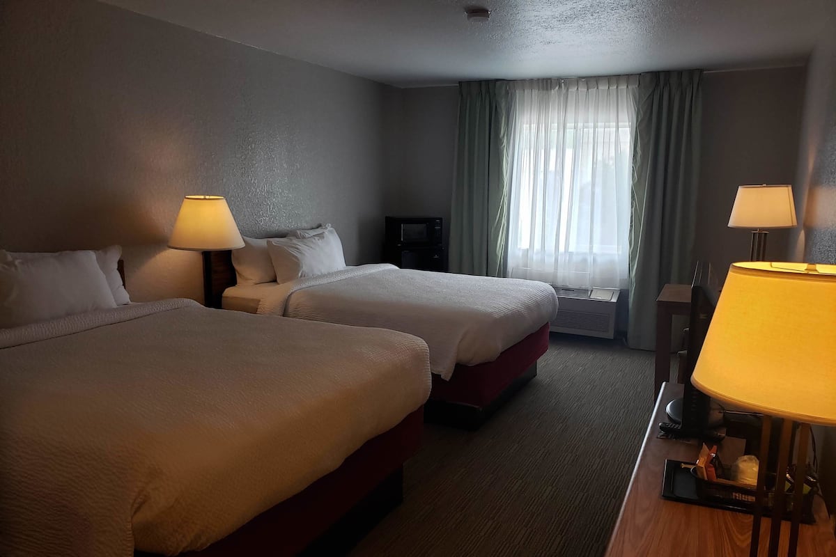 Individually decorated, individually furnished, desk, laptop workspace