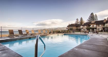 Tahoe Lakeshore Lodge & Spa