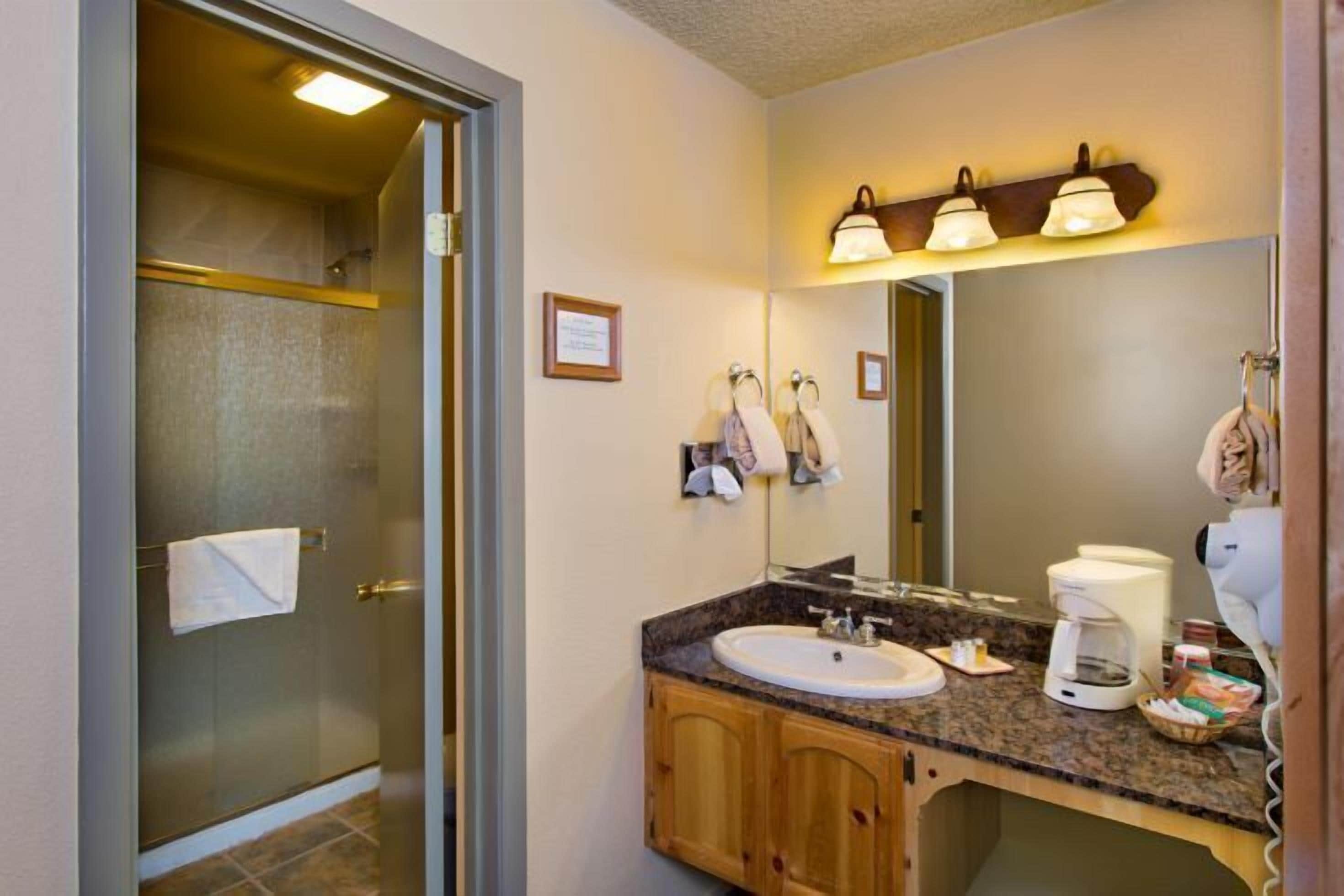 Photo - Tahoe Lakeshore Lodge & Spa