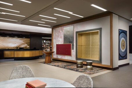 Hyatt Centric Arlington - Image 23
