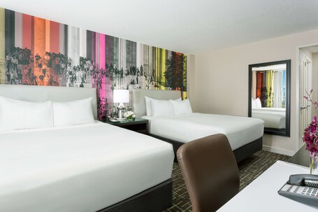 Hyatt Centric Arlington - Image 60