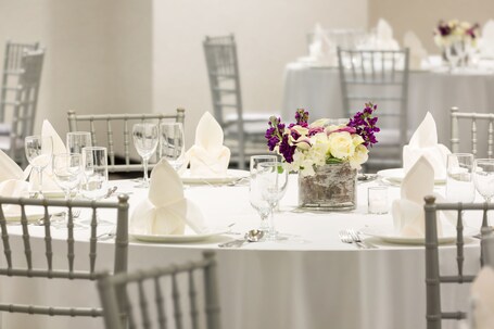 Hyatt Centric Arlington - Image 25