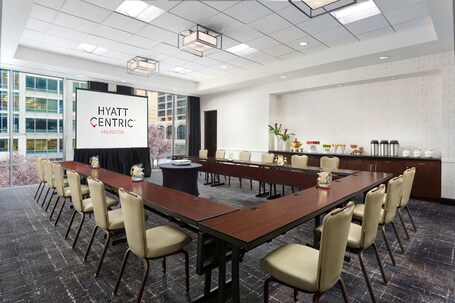 Hyatt Centric Arlington - Image 38