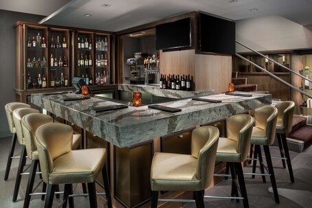 Hyatt Centric Arlington - Image 12