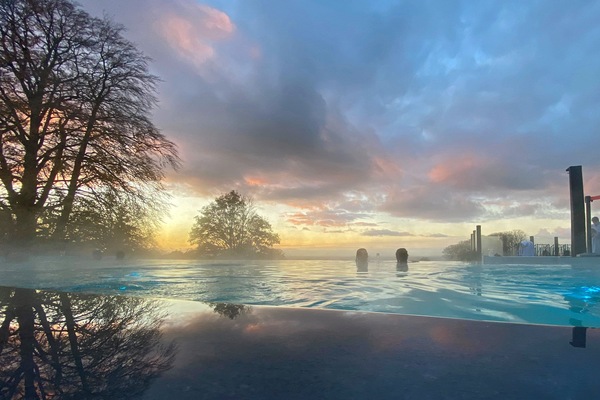 Indoor pool, outdoor pool, sun loungers