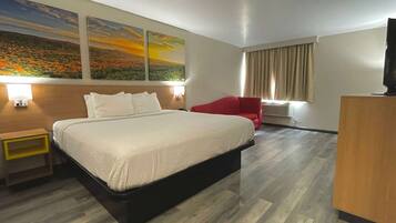 Habitación, 1 cama de matrimonio grande, accesible para personas con discapacidad, no fumadores | Escritorio, tabla de planchar con plancha, wifi gratis y ropa de cama