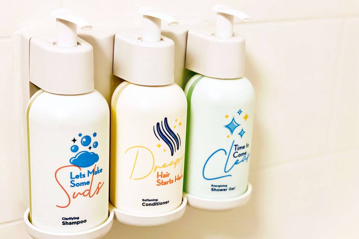 egyptian cotton sheets, premium bedding, pillow-top beds, desk