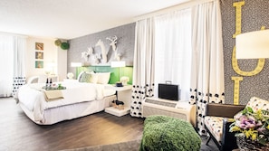Room, 1 King Bed, Corner