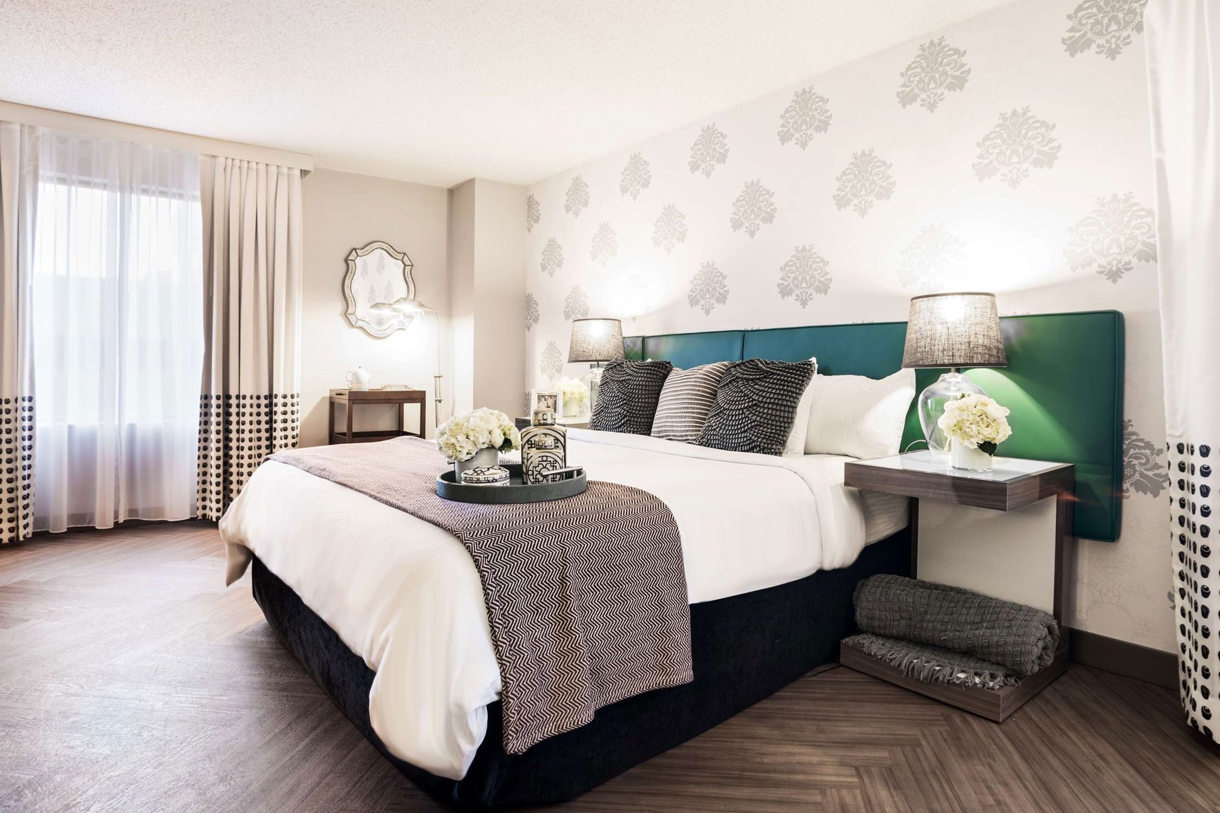 Hypo-allergenic bedding, in-room safe, desk, laptop workspace