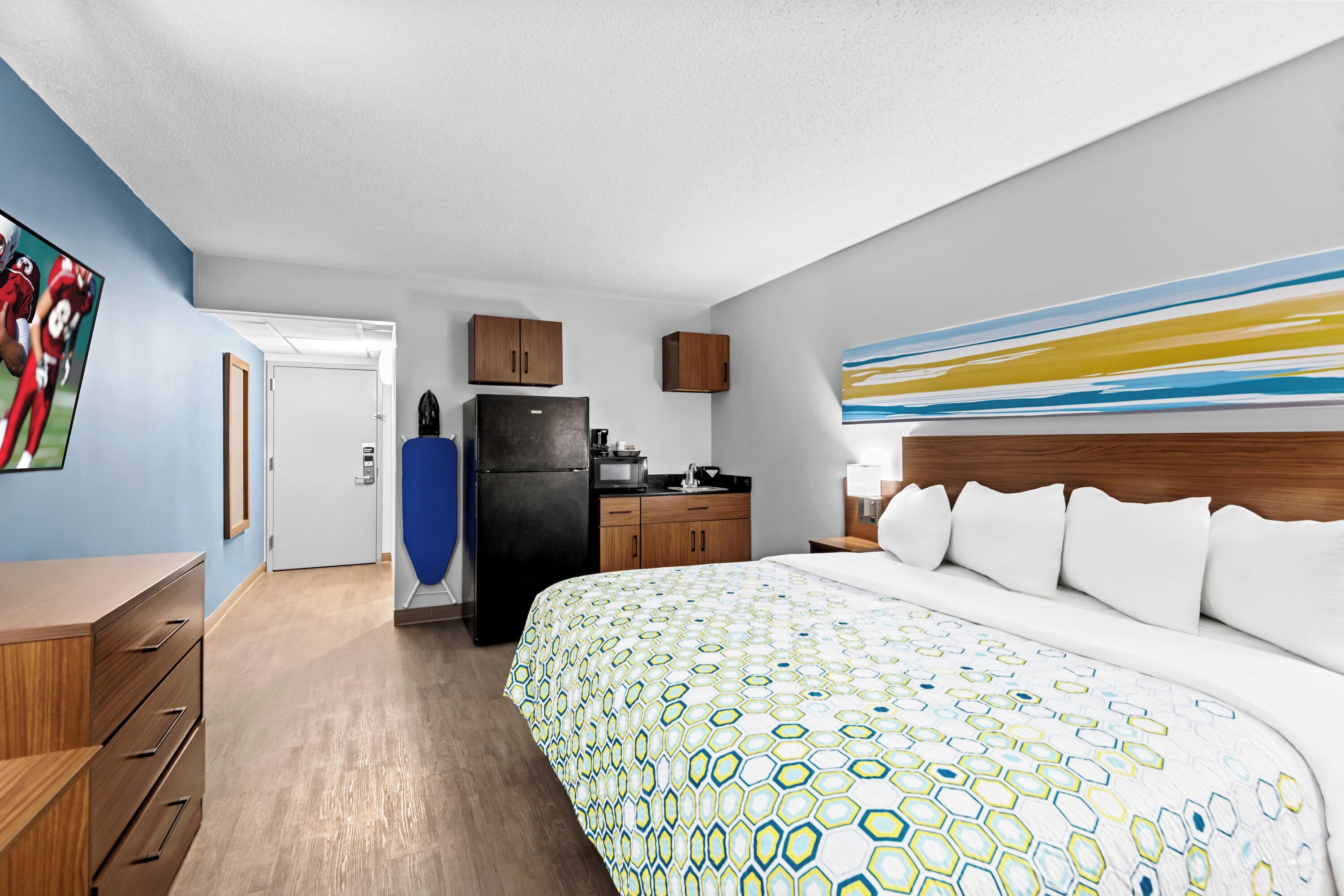 Foto - HomeTowne Studios by Red Roof & Conference Center Cortland