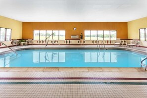 Piscine intérieure