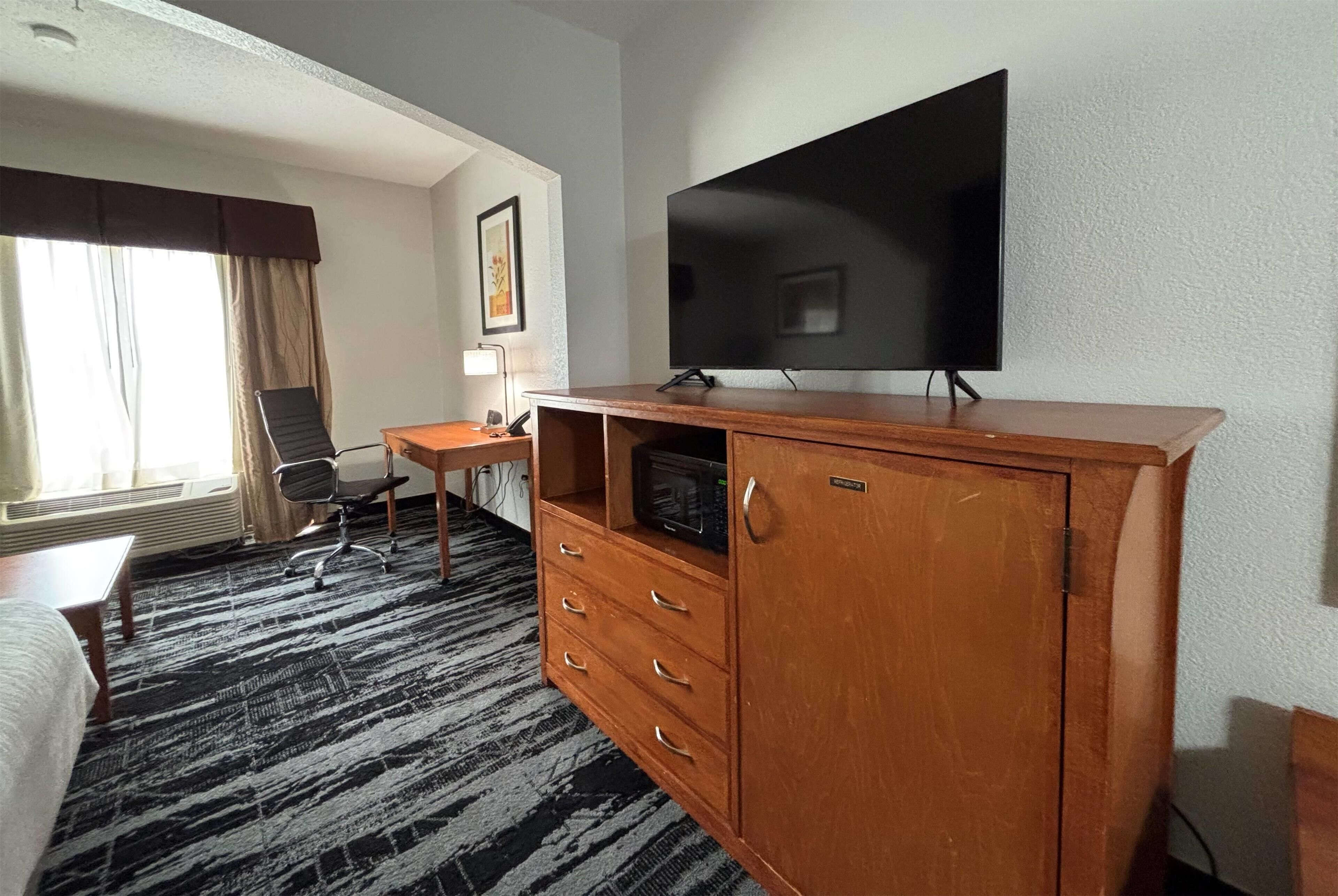 desk, iron/ironing board, rollaway beds, free wifi