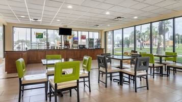 Free daily buffet breakfast