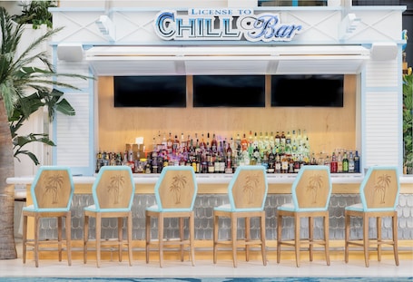 2 restaurants, breakfast, dinner served; American cuisine. Margaritaville Resort Lake Tahoe