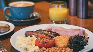 Daily English breakfast for a fee