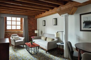 Junior Suite, 1 Bedroom | Living area - Manchester Marriott Victoria & Albert Hotel (Manchester)