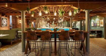 Manchester Marriott Victoria & Albert Hotel