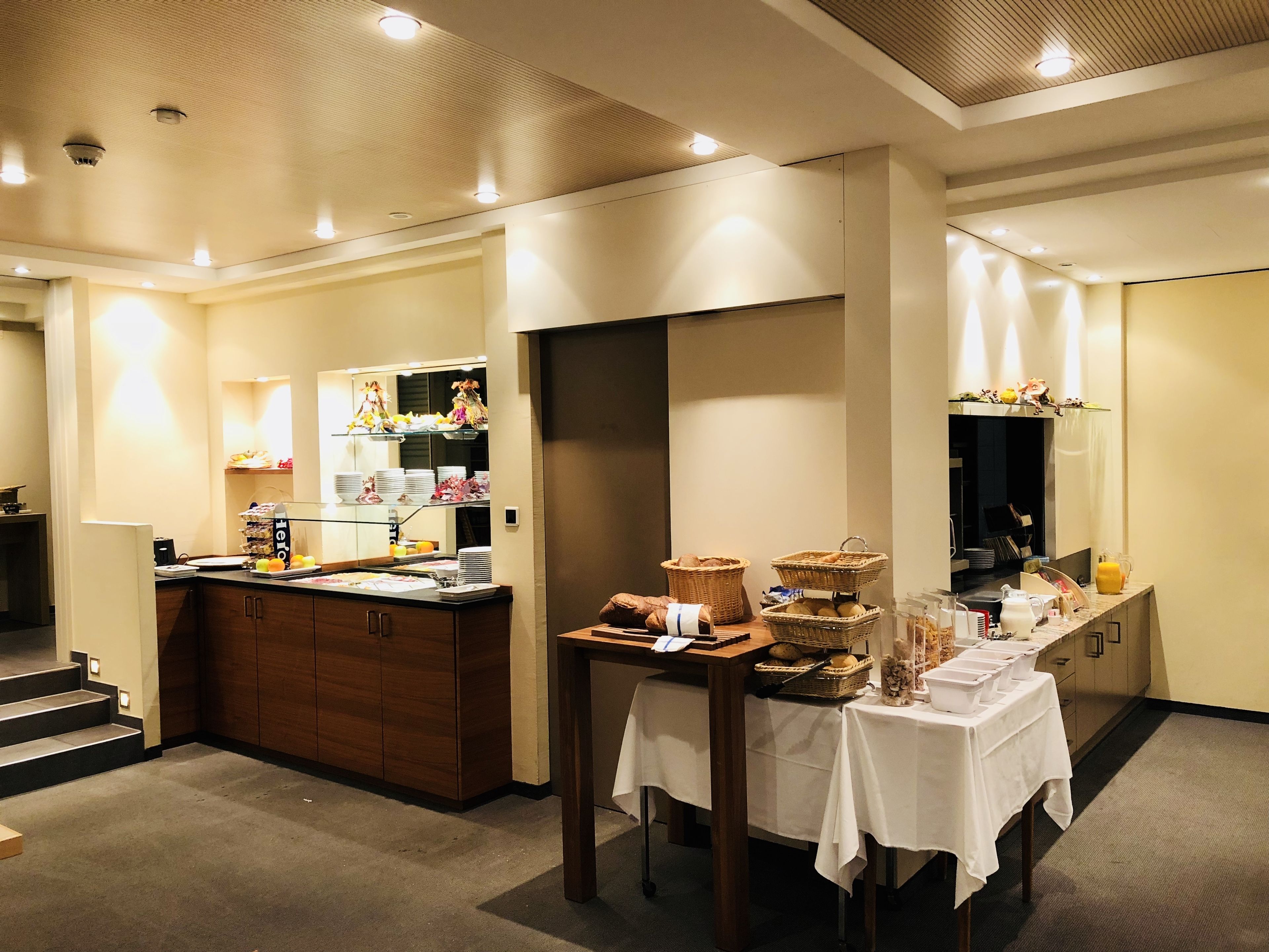 daily buffet breakfast (chf 18.00 per person)