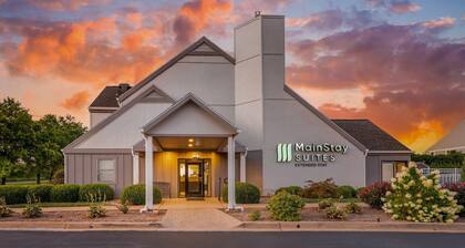 MainStay Suites St. Louis - Galleria
