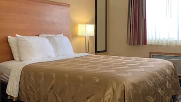 Desk, iron/ironing board, free WiFi, bed sheets