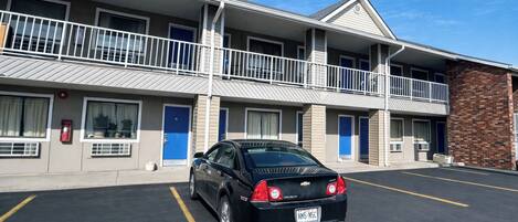 Aparcamiento sin asistencia gratuito