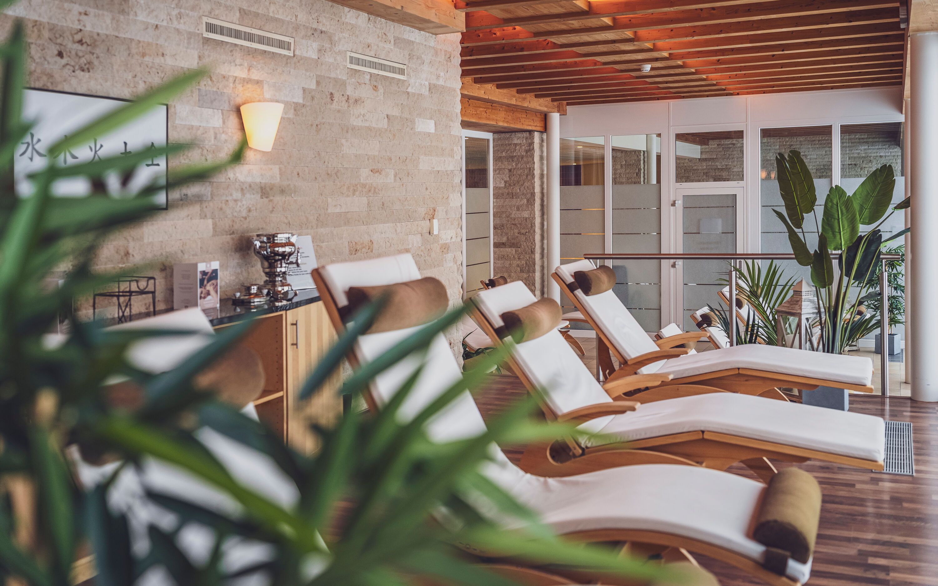 sauna, steam room, turkish bath/hammam, body treatments, hydrotherapy