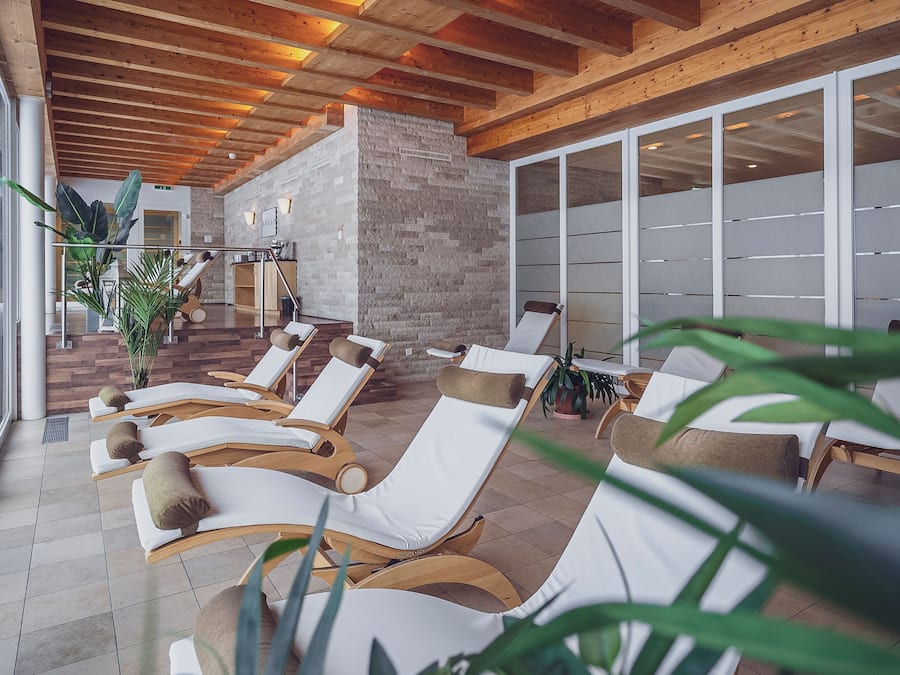 Sauna, steam room, Turkish bath, body treatments, hydrotherapy