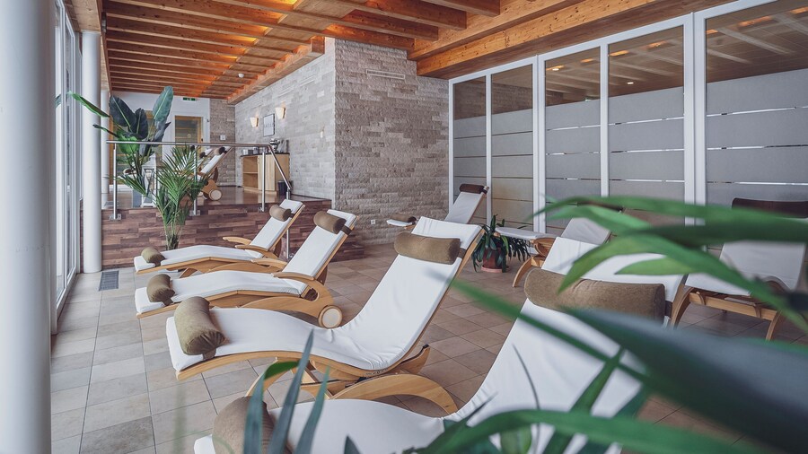 Mountain Plaza Hotel