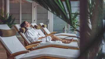 Sauna, bilik wap, mandi tangas / hammam, rawatan badan, hidroterapi