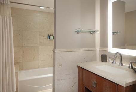 Pier House Resort Spa - Image 124