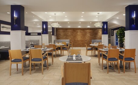 Pier House Resort Spa - Image 112
