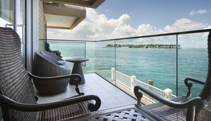 Svit (Dockside) | Balkong
