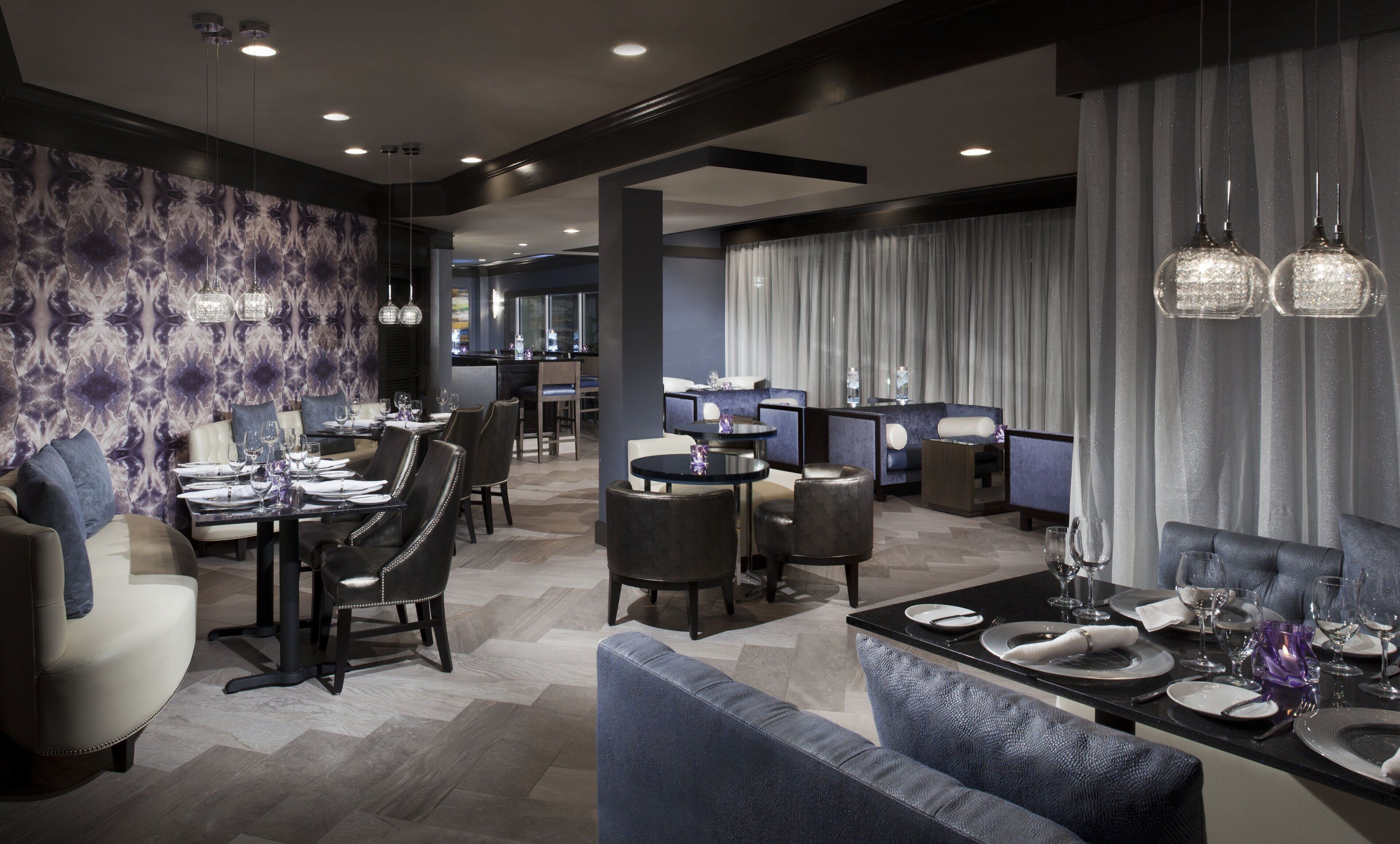 lunch served, american cuisine, sea views