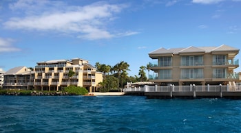 Hotel Exterior at Pier House Resort & Spa