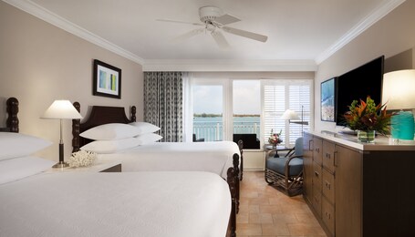 Pier House Resort Spa - Image 13