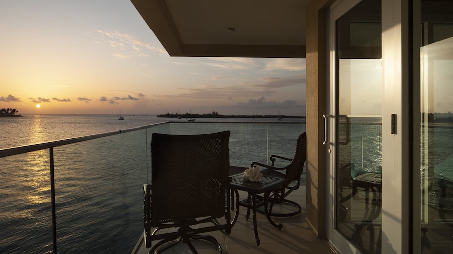Pier House Resort & Spa