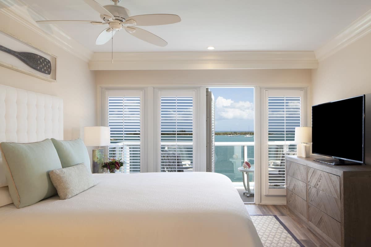 Room, 1 King Bed, Oceanfront | In-room safe, individually decorated, individually furnished, desk