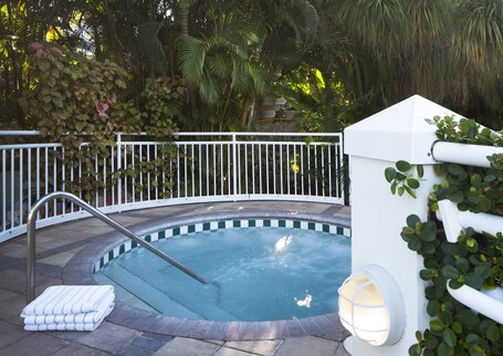 Pier House Resort Spa - Image 74