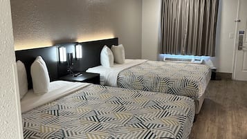 Bureau, espace de travail pour ordinateur portable