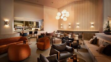 2 bar/lounge