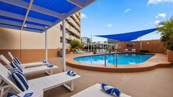 Outdoor pool, sun loungers