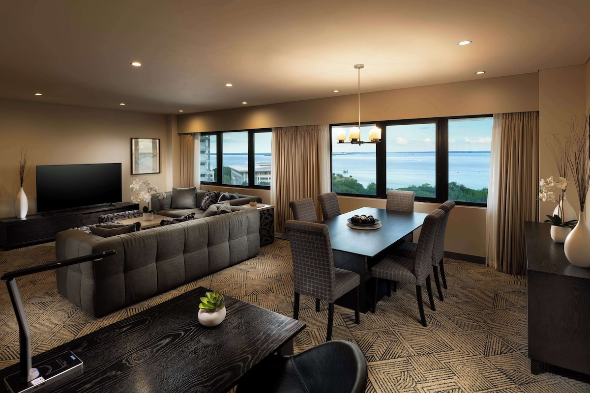 Hilton Darwin