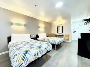 1 bedroom, desk, laptop workspace, free WiFi