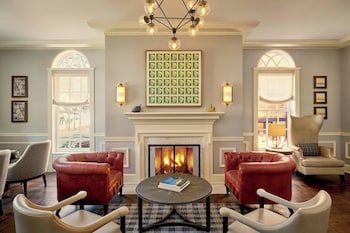 Hotel entrance and lobby at Morrison House Old Town Alexandria, Autograph Collection