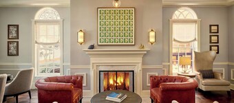 Morrison House Old Town Alexandria, Autograph Collection